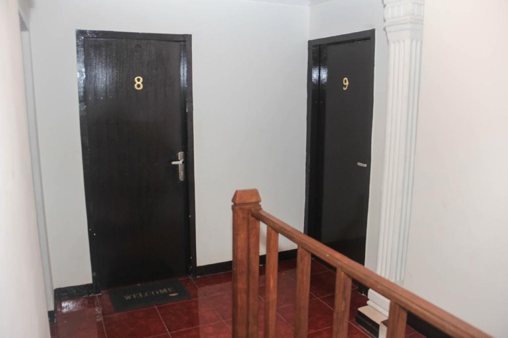 Pele Guesthouse Bandung Extérieur photo
